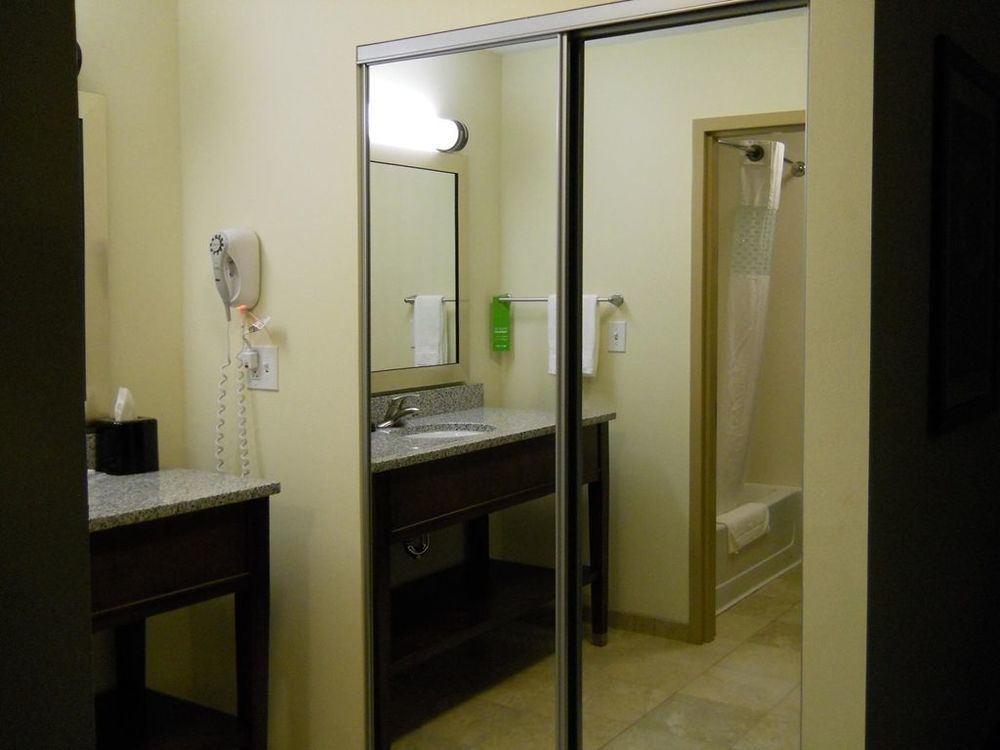Hampton Inn & Suites Birmingham/280 East-Eagle Point Hoover Room photo